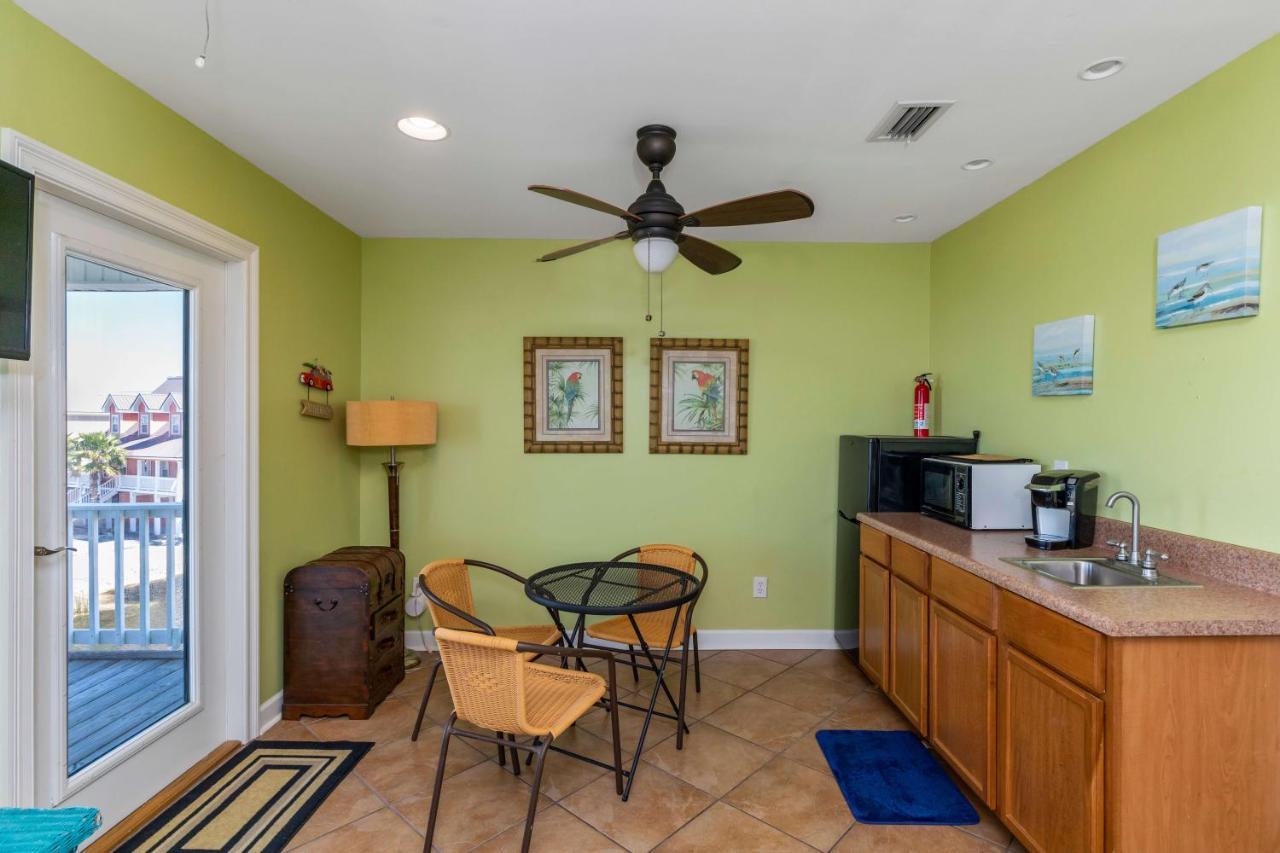 Pelican Pass By Albvr - Great Home On Little Lagoon And Just Steps To The Beach Gulf Shores Extérieur photo